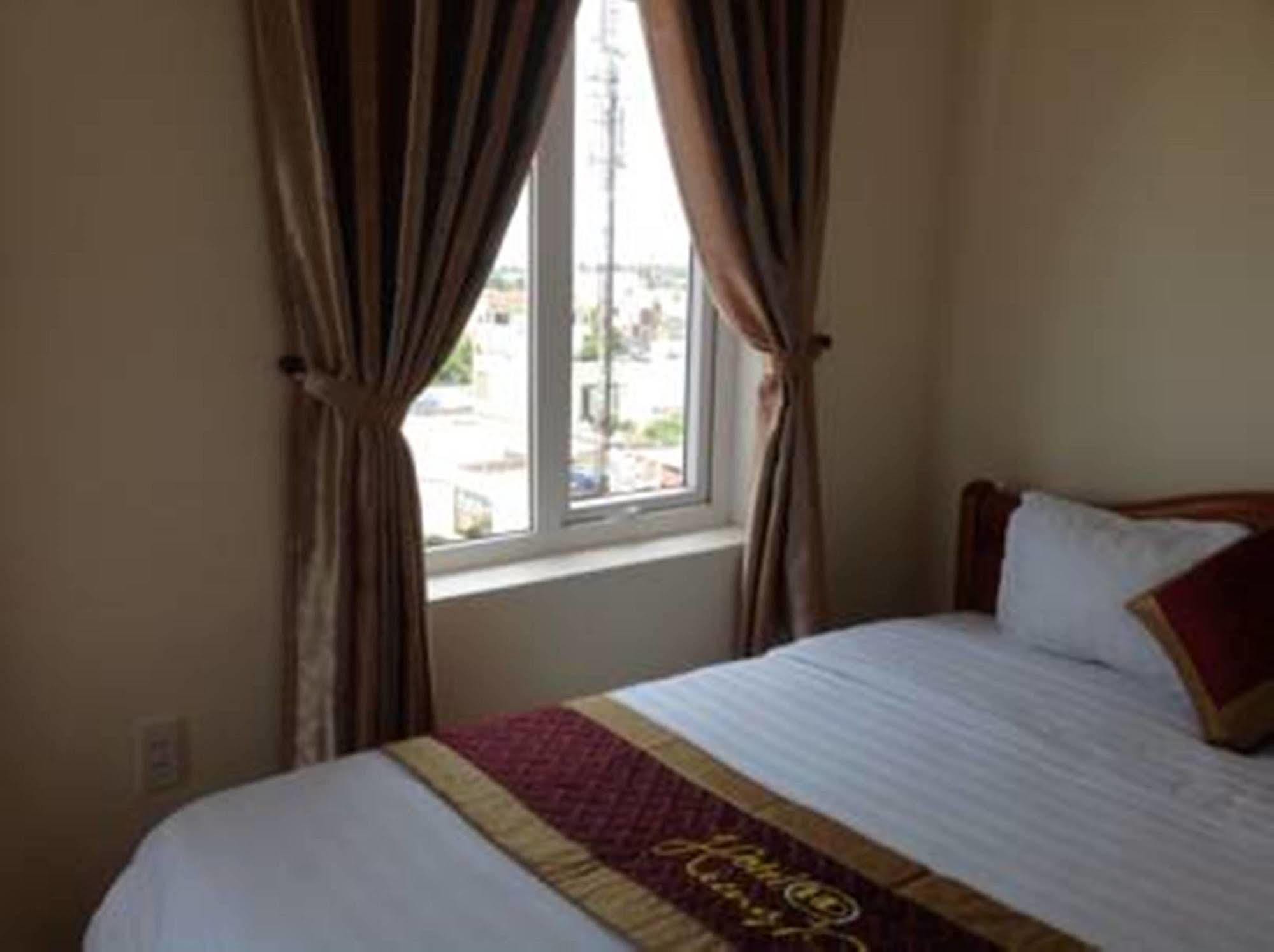 Hung Phat Hotel Дананг Екстер'єр фото