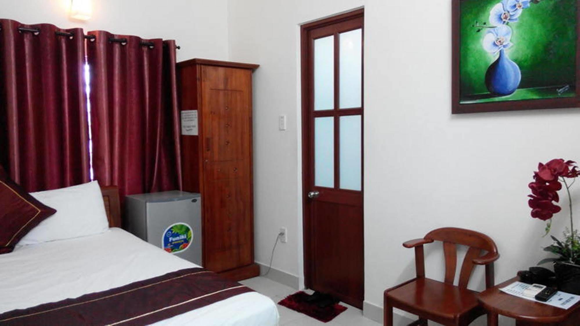 Hung Phat Hotel Дананг Екстер'єр фото